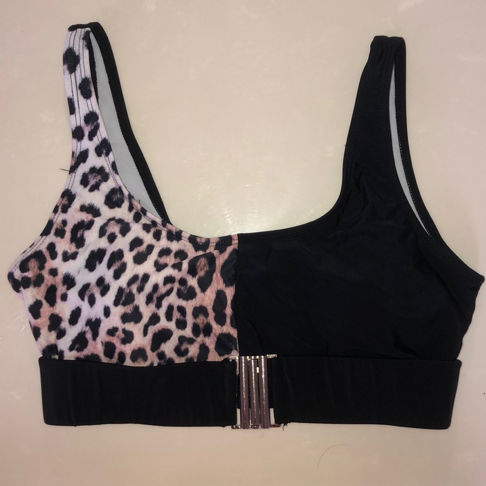 Leopard bikini top!